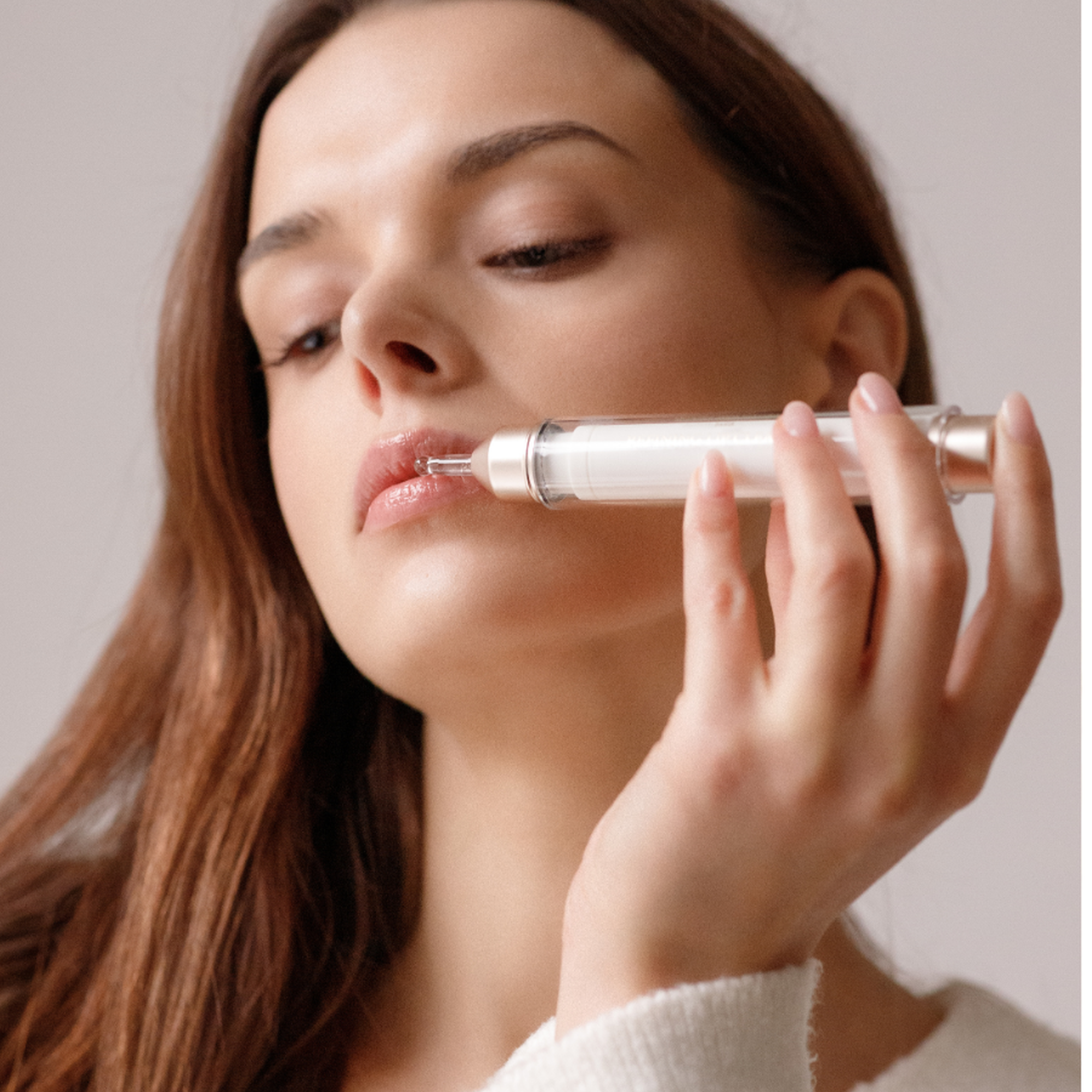 02-product-applied-to-model-refining-lip-cleanser.png