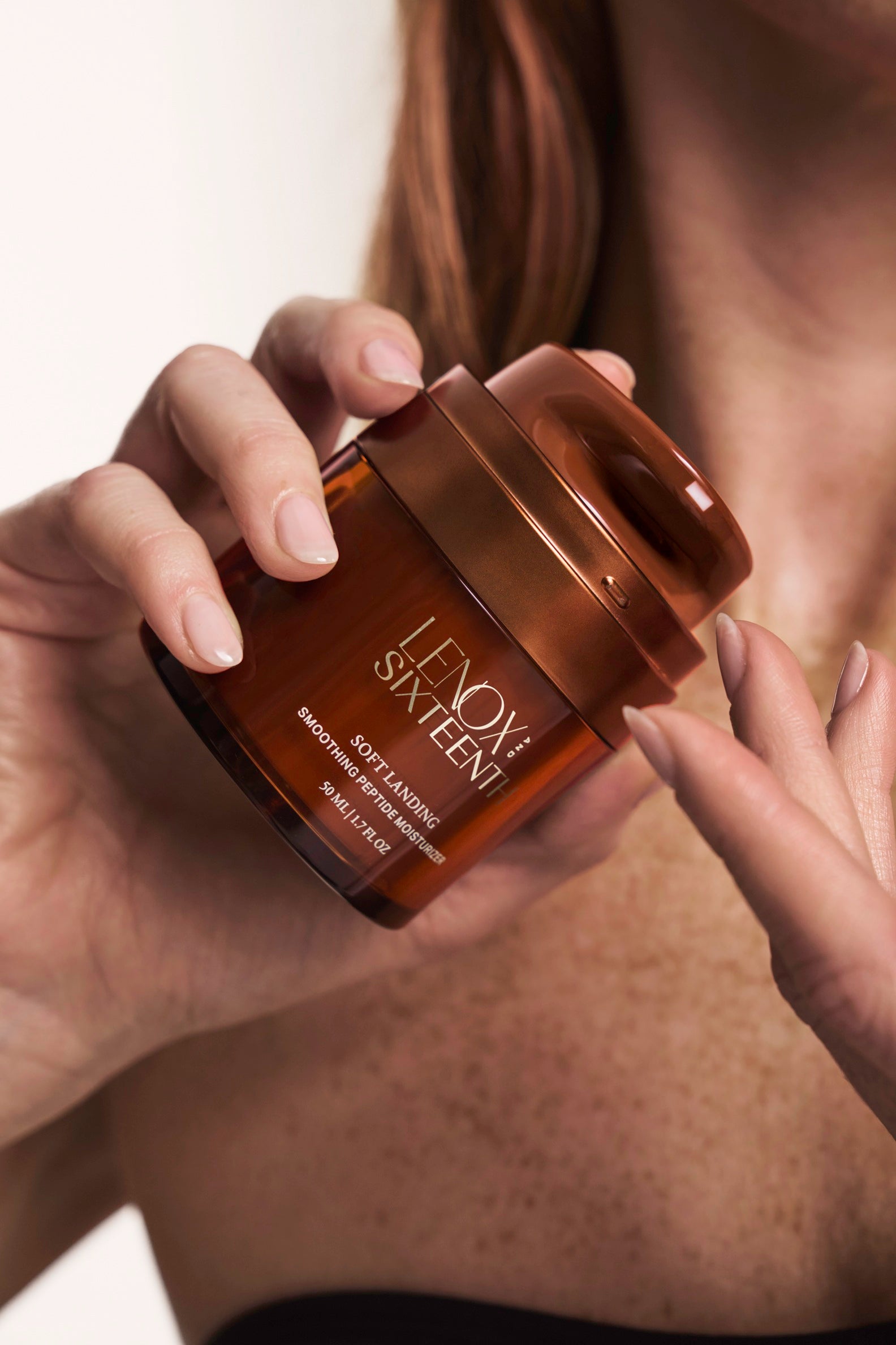 Soft Landing Smoothing Peptide Moisturizer