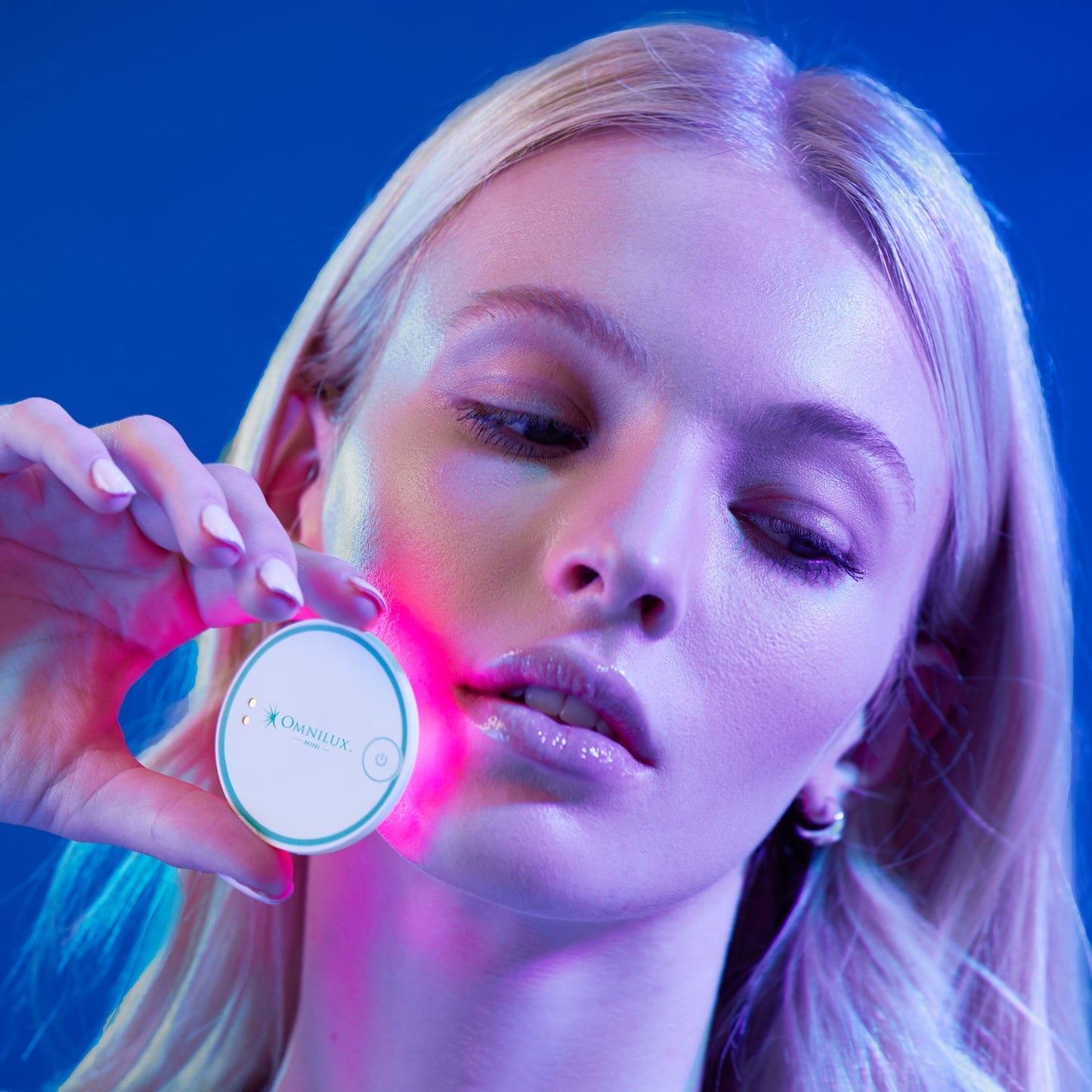 Omnilux Blemish Eraser: Anti-Acne LED Device