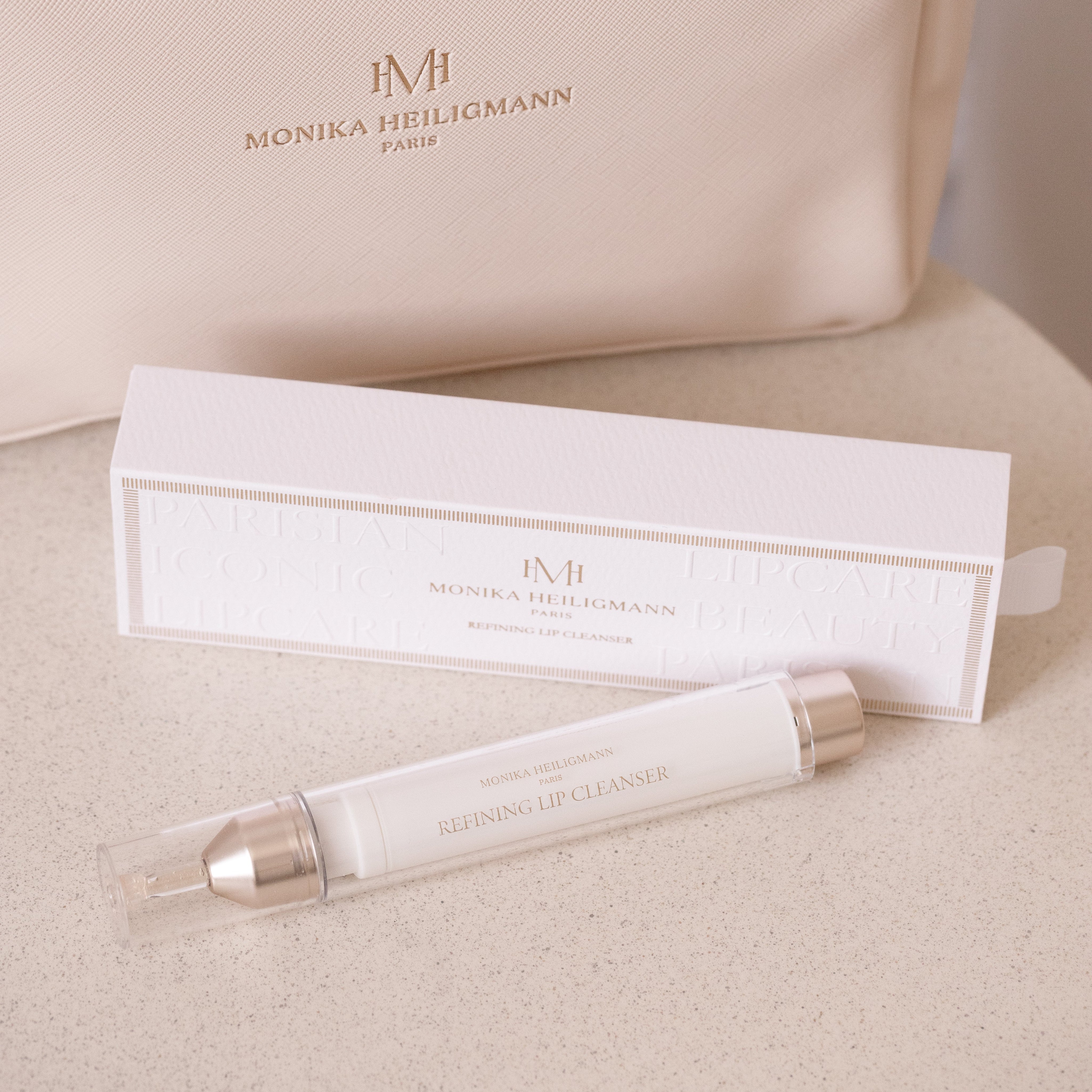 Refining Lip Cleanser