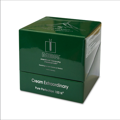 Cream Extraordinary: 24K Gold-Infused Nourishing and Regenerating Cream